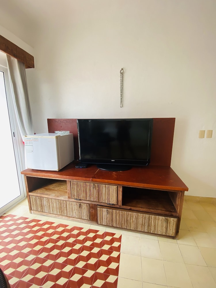 Amaca Hotel Puerto Vallarta 64/76