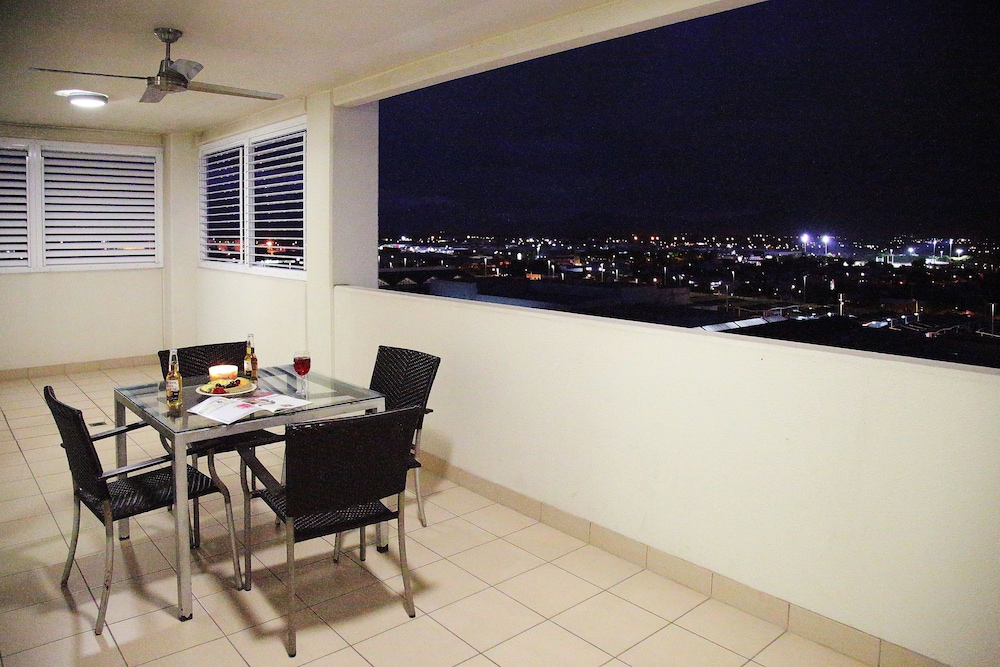 Cairns Central Plaza Apartment Hotel 32/43