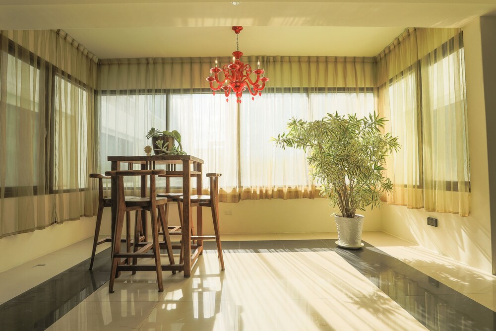 Yentai Hotel 4/41