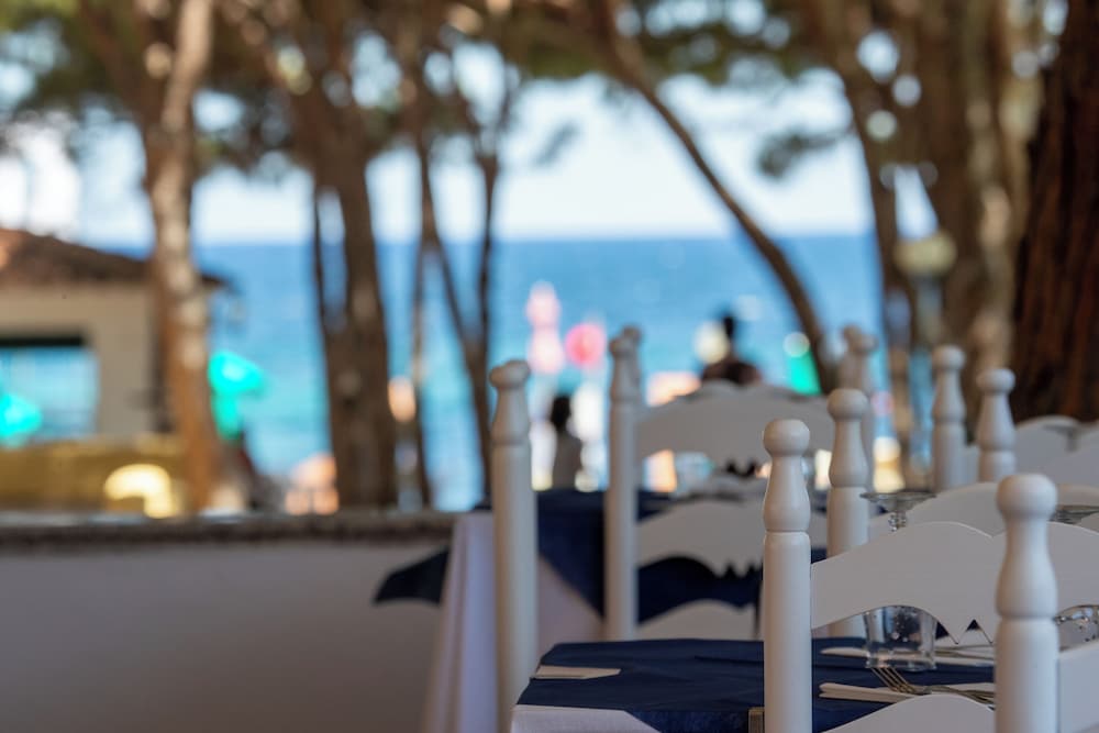 Club Hotel Marina Seada Beach 10/28
