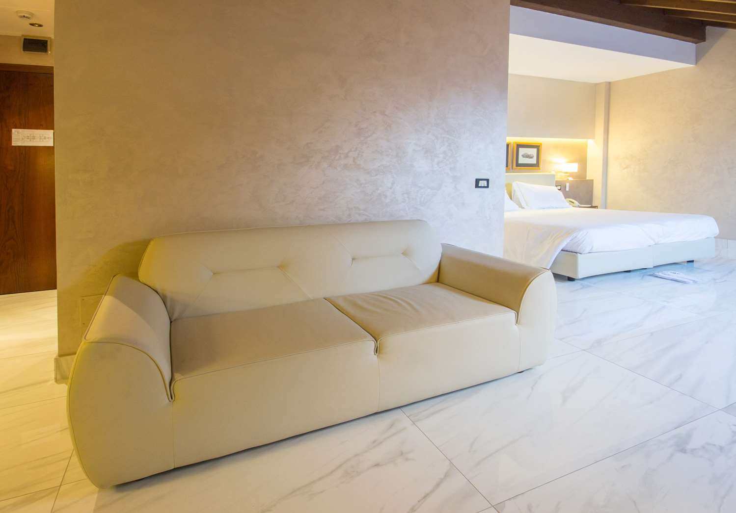 Connecting, Family, 2 Queen Beds, 2 Bathrooms 9/10