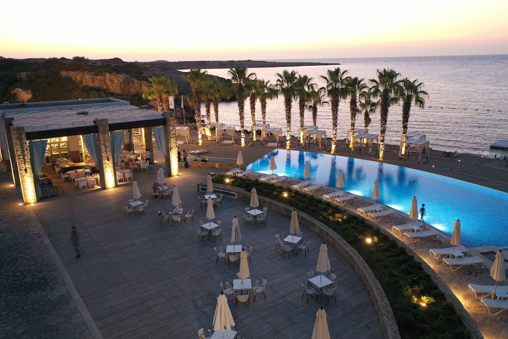 Karpaz Gate Marina 29/33