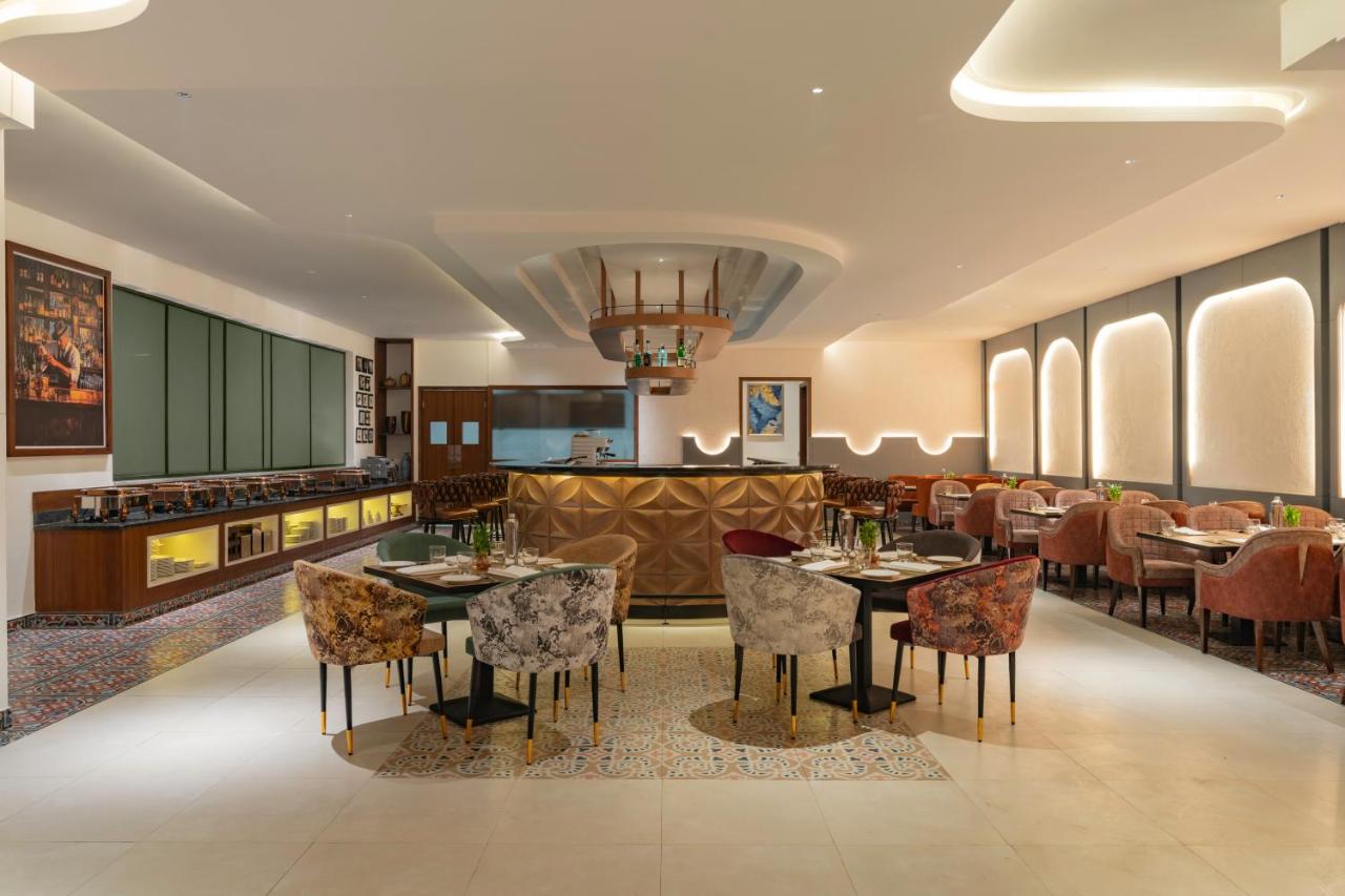 Clarks Inn Dehradun 24/28