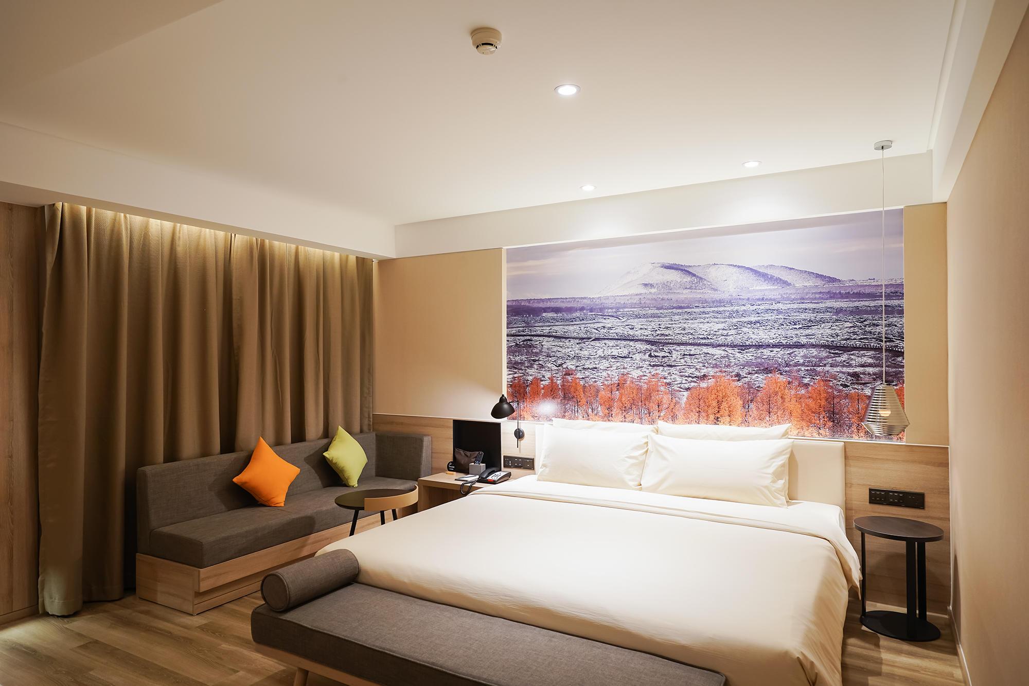 Jimu, King Bed, Queen Bed