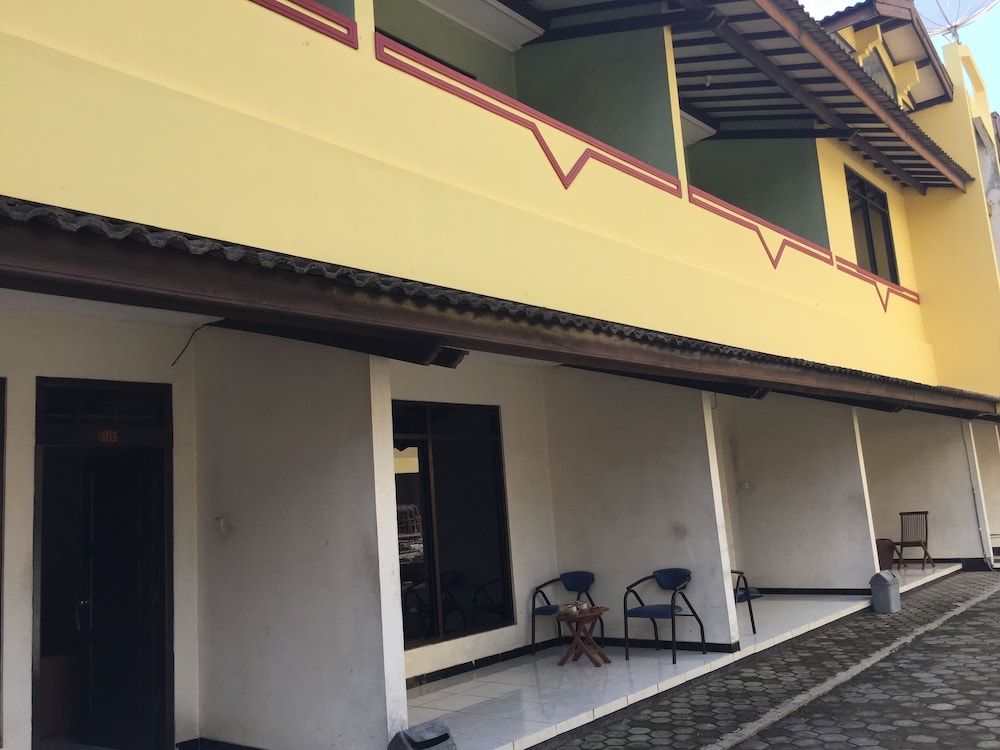 Palapa Hotel 2/50