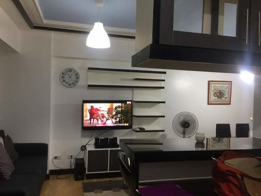 Your Home Away From Home Royal Palm 41/57