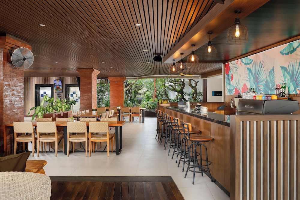 Aston Canggu Beach Resort 46/61