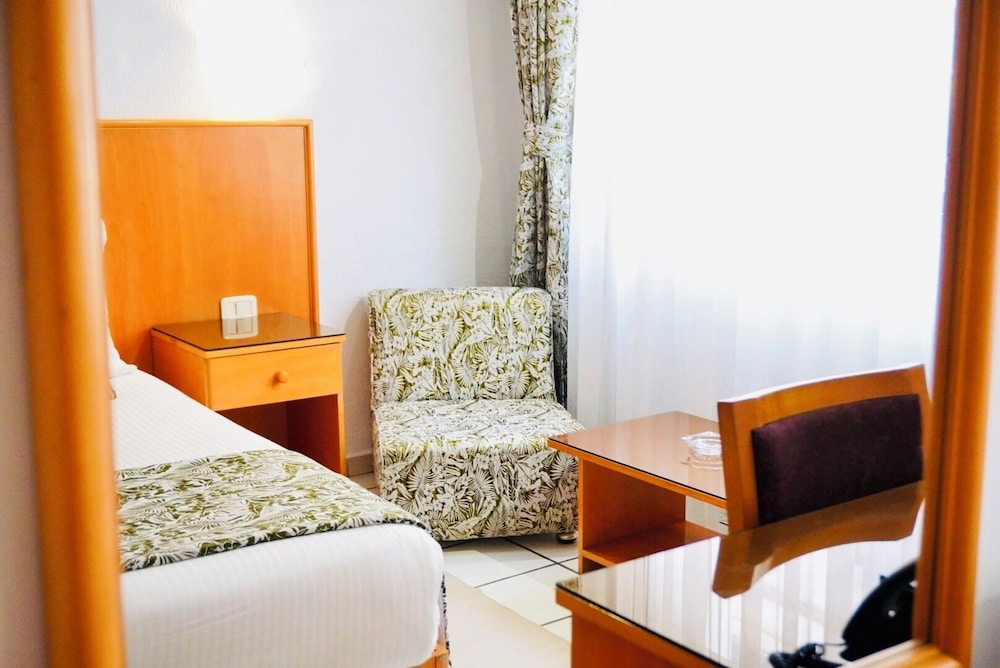Hotel Le National 30/41