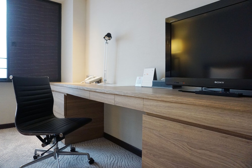 Royal Inn Taipei Nanxi Mrt Zhongshan Station 51/66