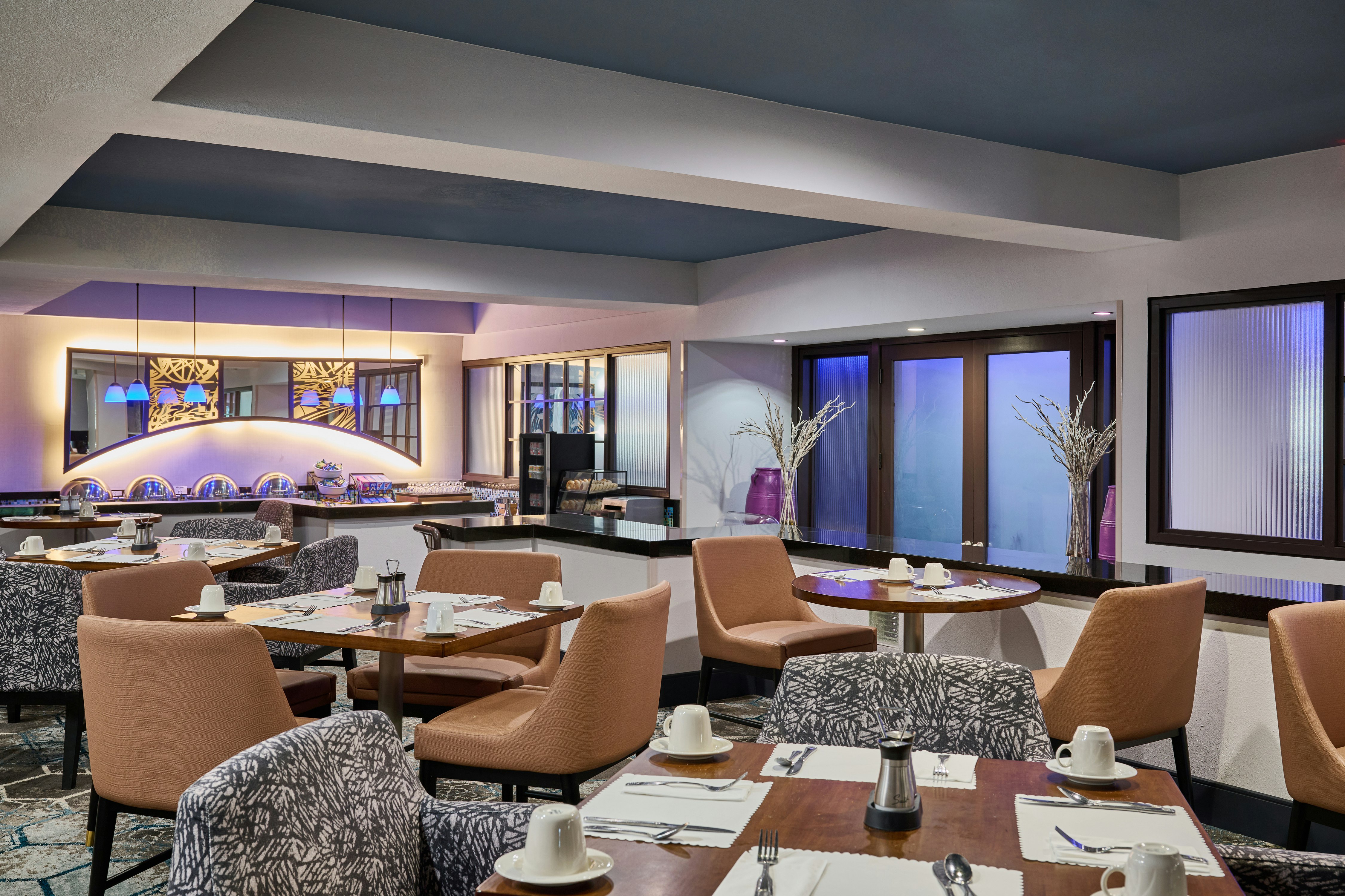 DoubleTree by Hilton Chatsworth 26/42
