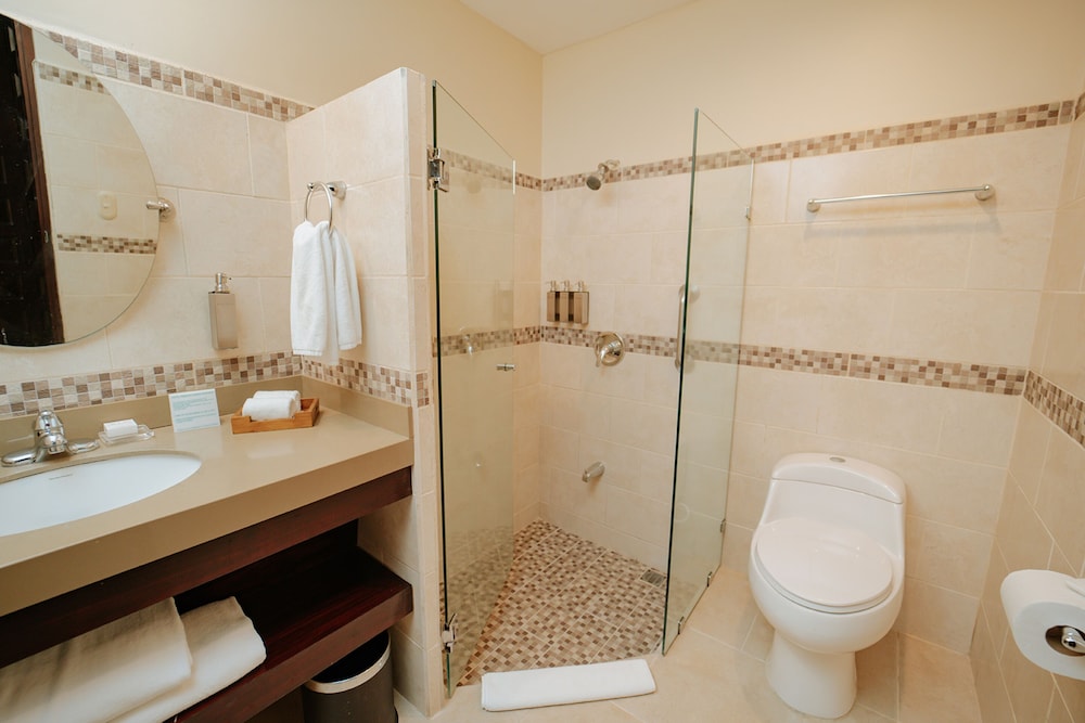 Parador Nature Resort and Spa 49/50