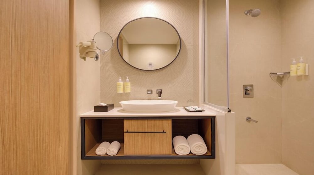 Lemon Tree Hotel Chinchwad Pune 56/56