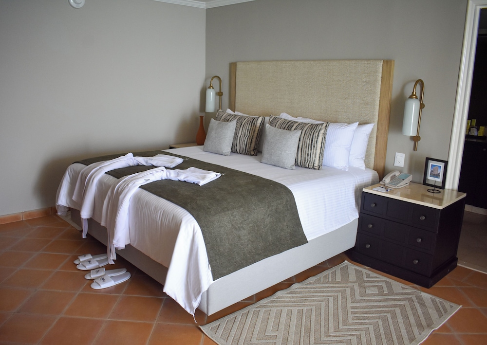 Loft, King Bed, Golf Course View