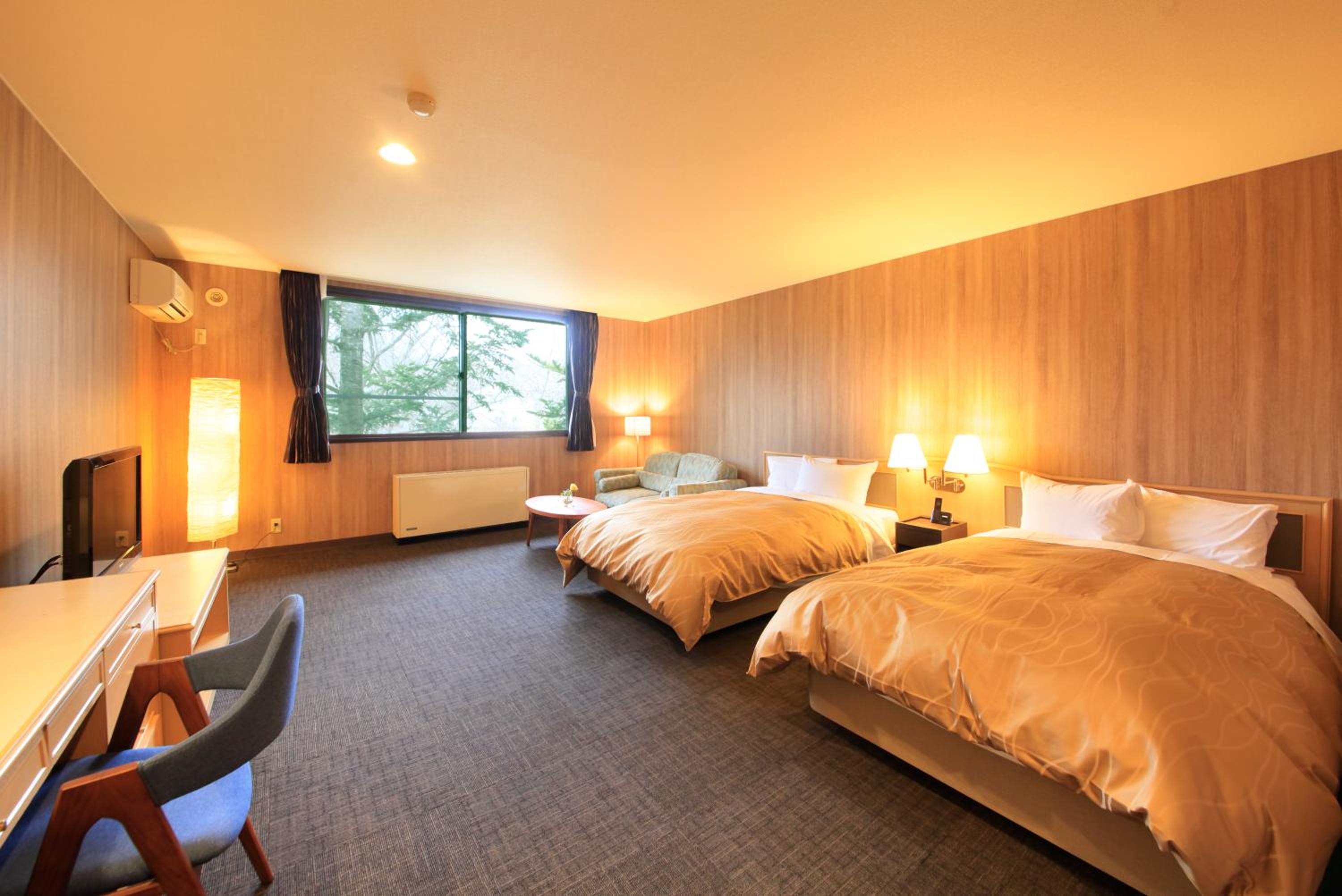 ROOM ASSIGNED ON ARRIVAL