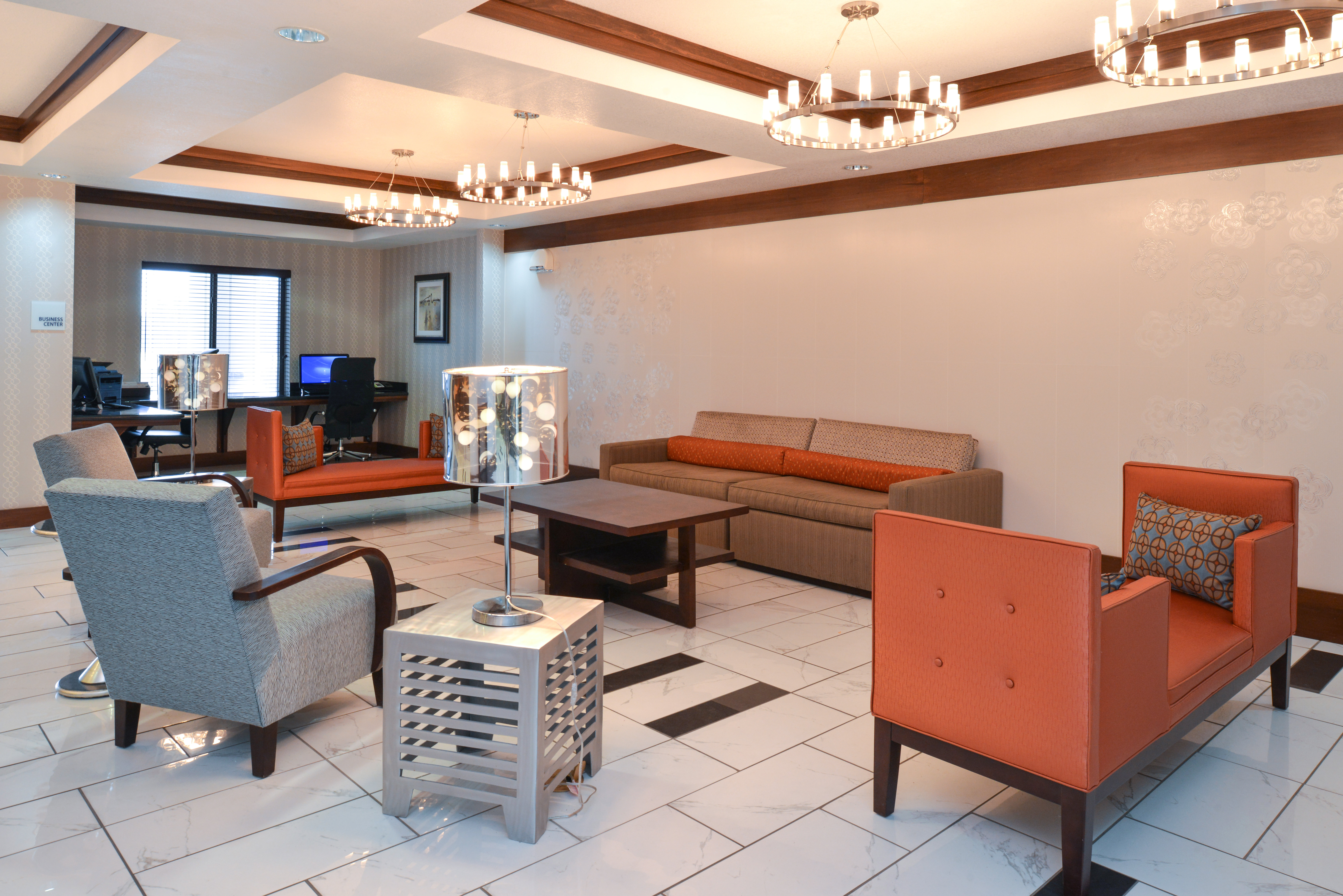 Holiday Inn Express Hotel And Suites Greenfield 40/65