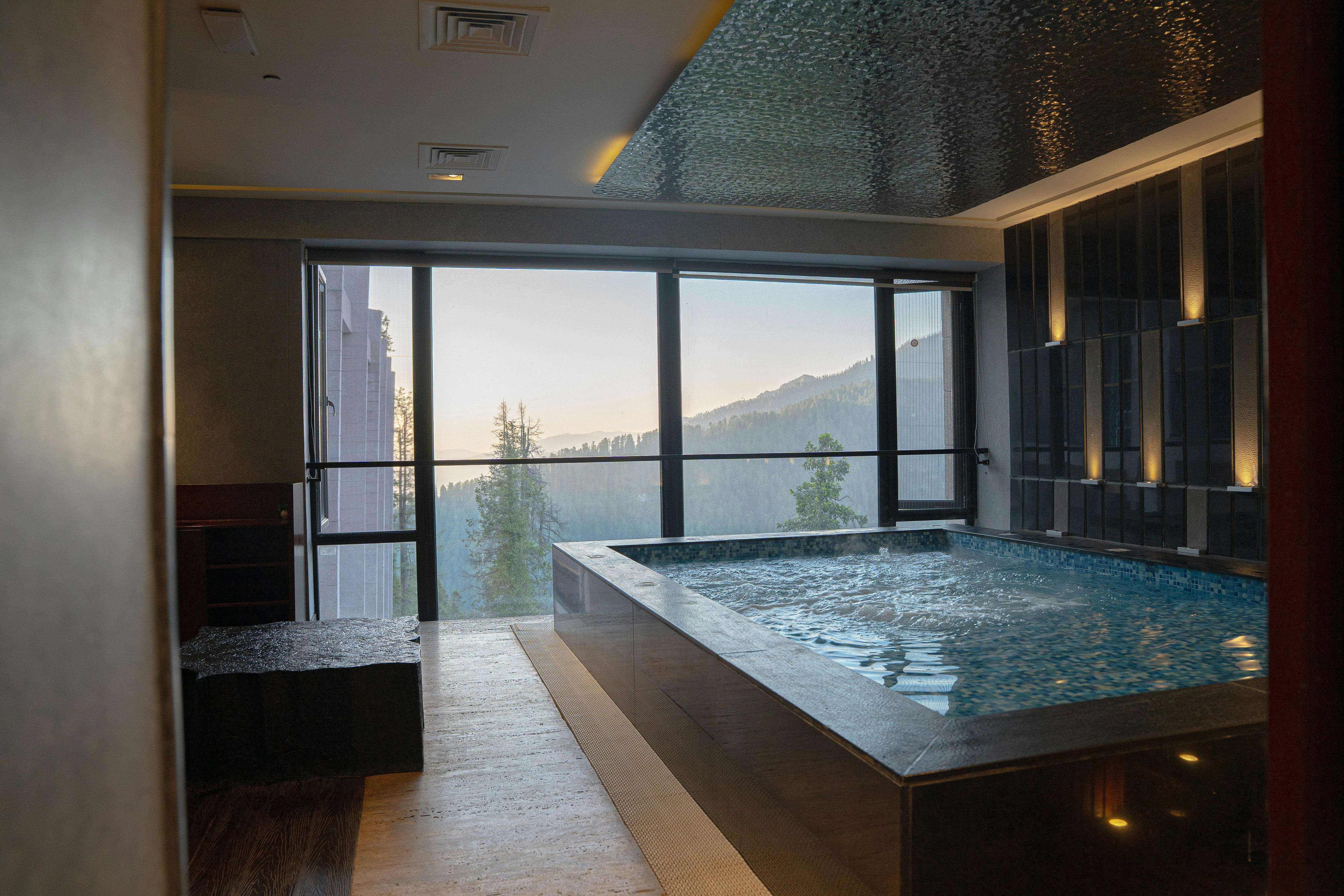 DoubleTree by Hilton Nathiagali 21/59