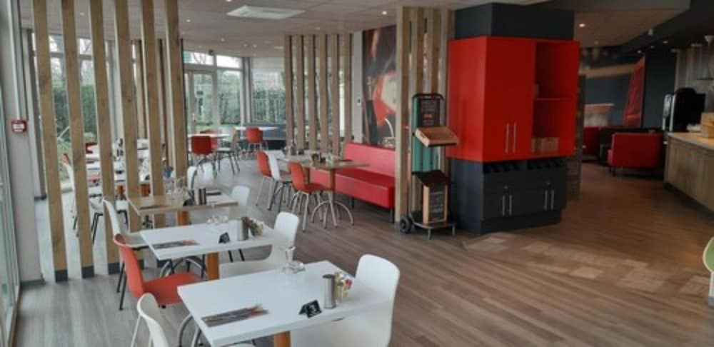 Ibis Arles 28/65