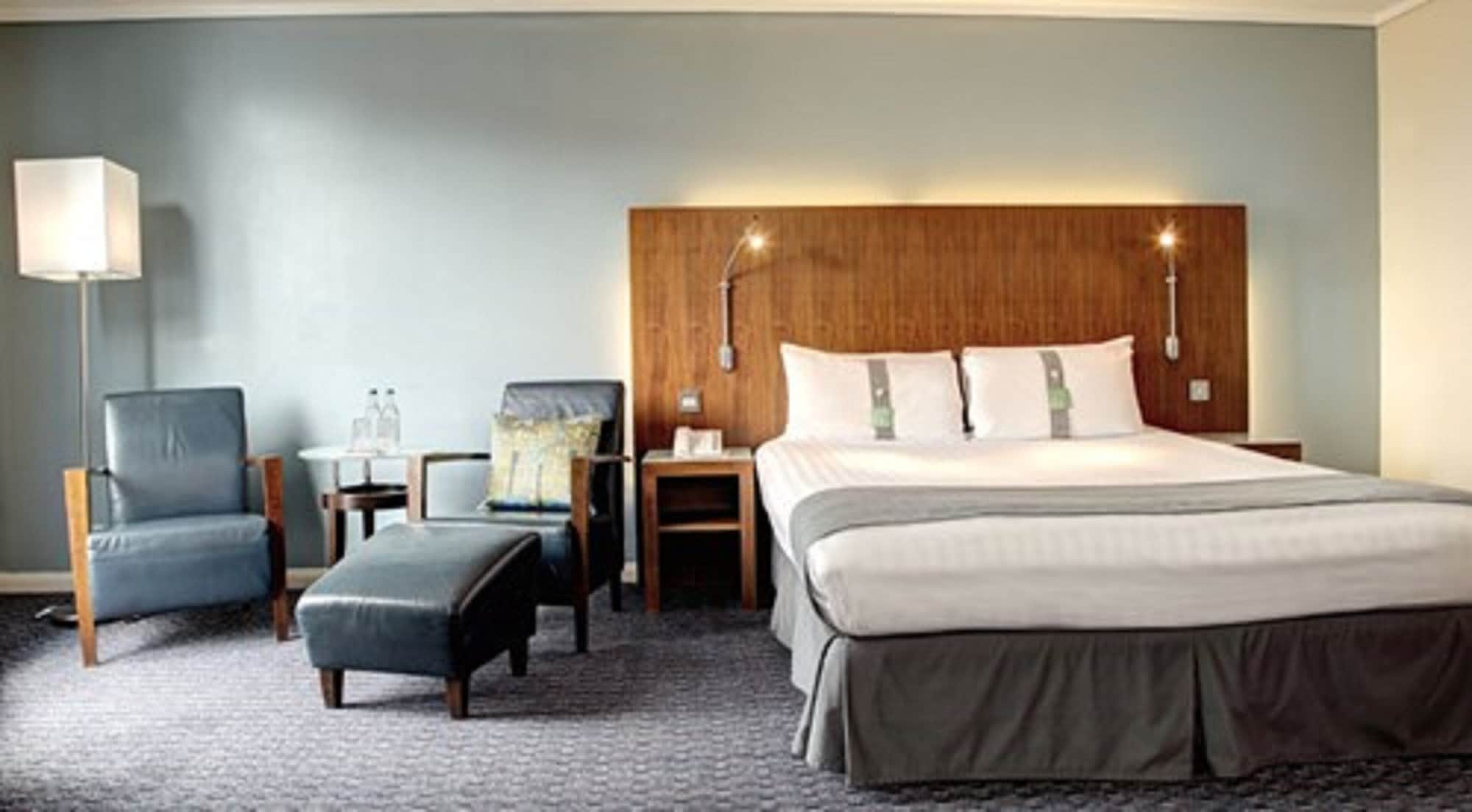 غرفة بريميوم بسرير كينج بشرفة، Holiday Inn London - Camden Lock by IHG 2/9