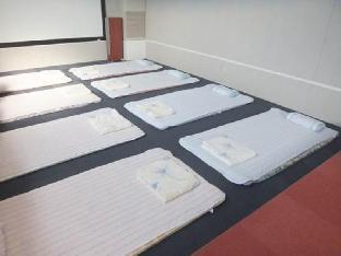 Female Dorm, Female Only