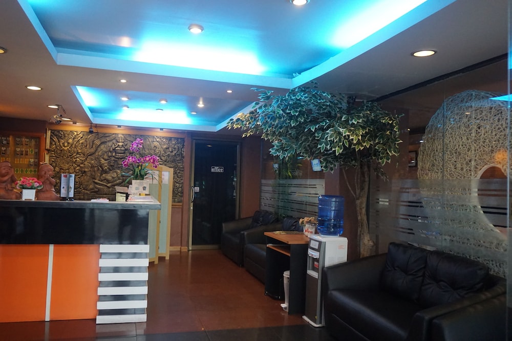 Bangkok Travel Suites 7/56