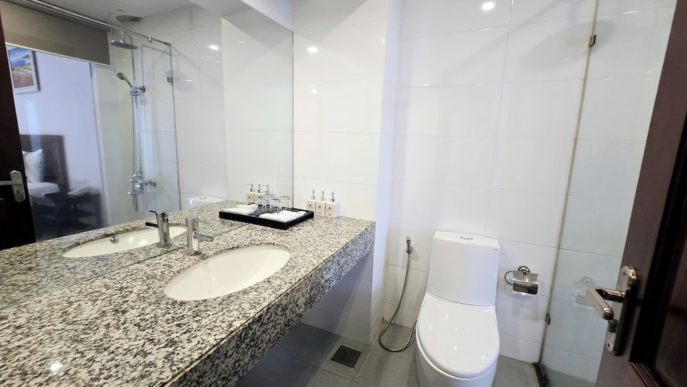 Praha Hotel Phu Quoc 63/66