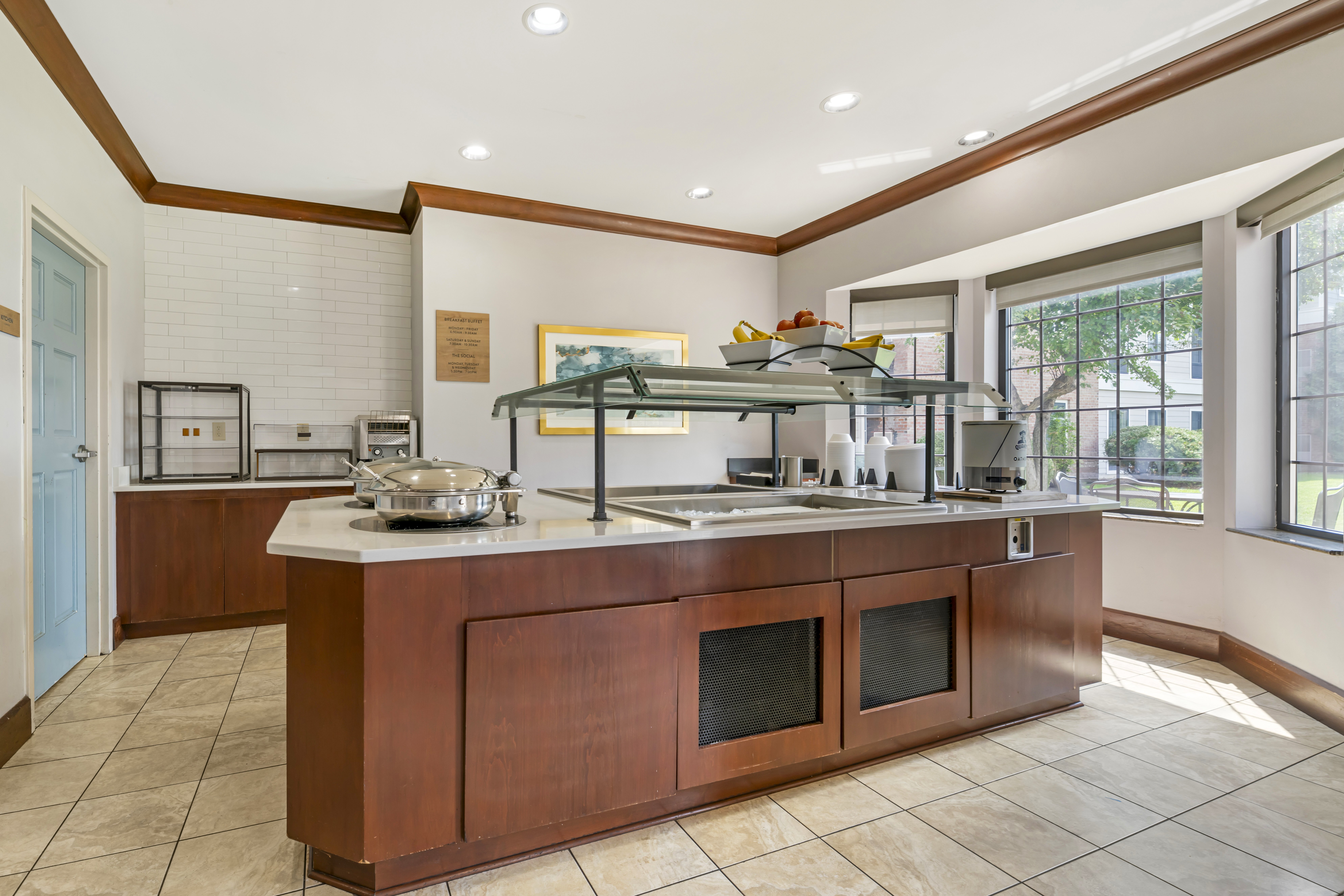 Staybridge Suites Milwaukee West-Oconomowoc 5/73