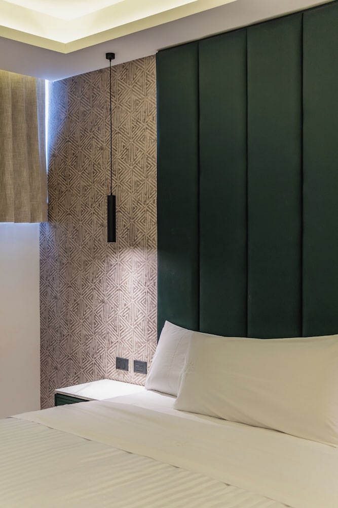 Hotel Chariot 19/46
