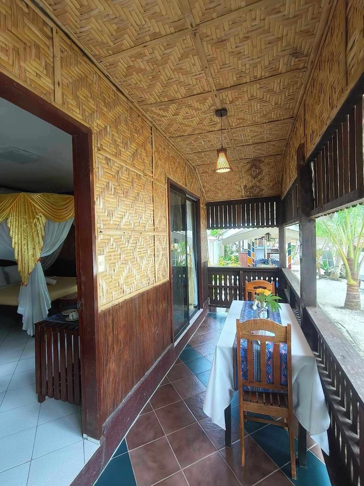 Hof Gorei Beach Resort 25/50