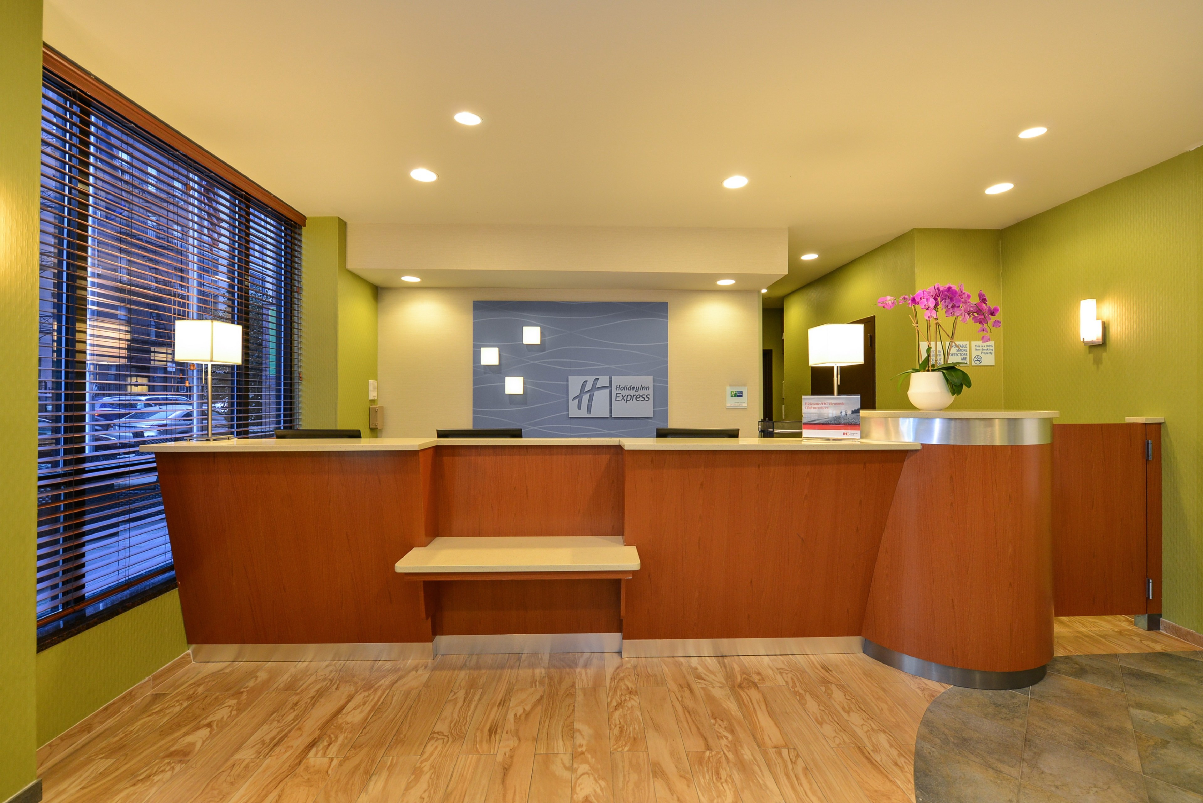 Lobby at Holiday Inn Express Manhattan Midtown West, NEW YORK - NY