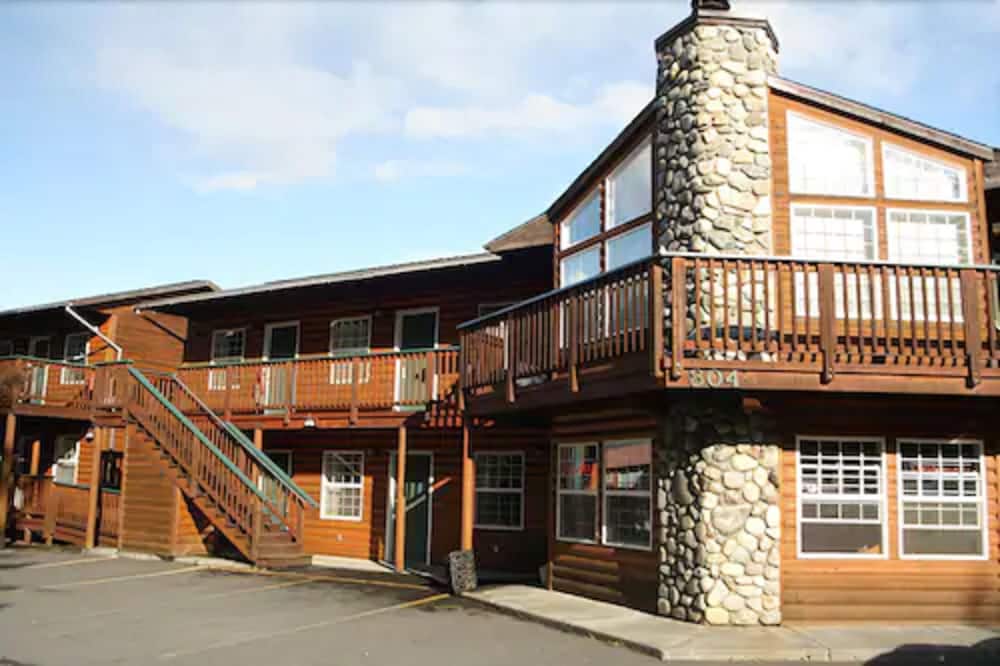 Harborview Inn 5/26