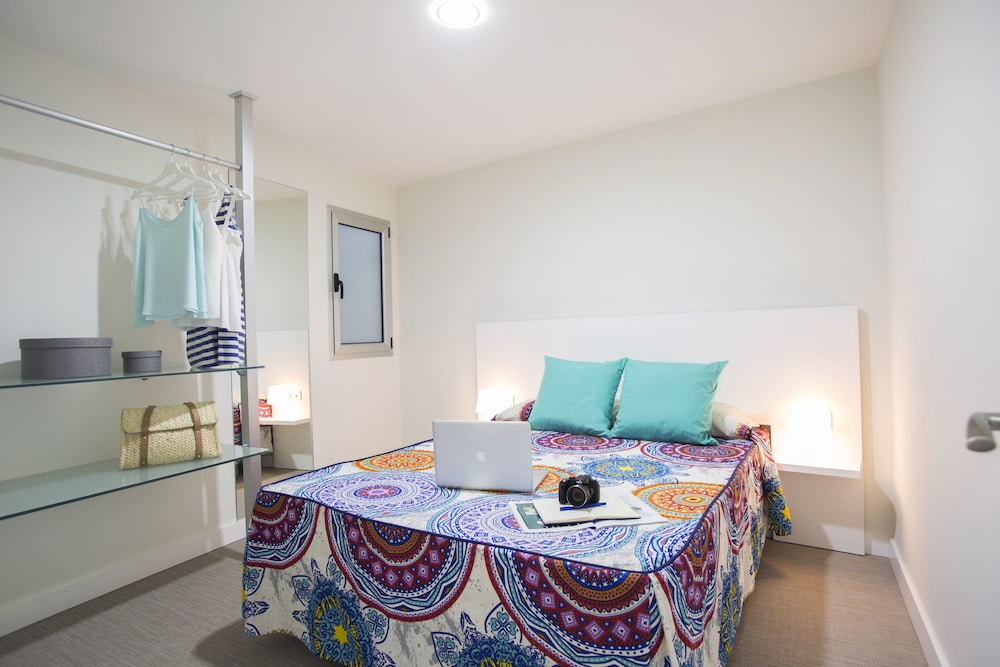 2 BEDROOMS, APARTMENT, BALCONY