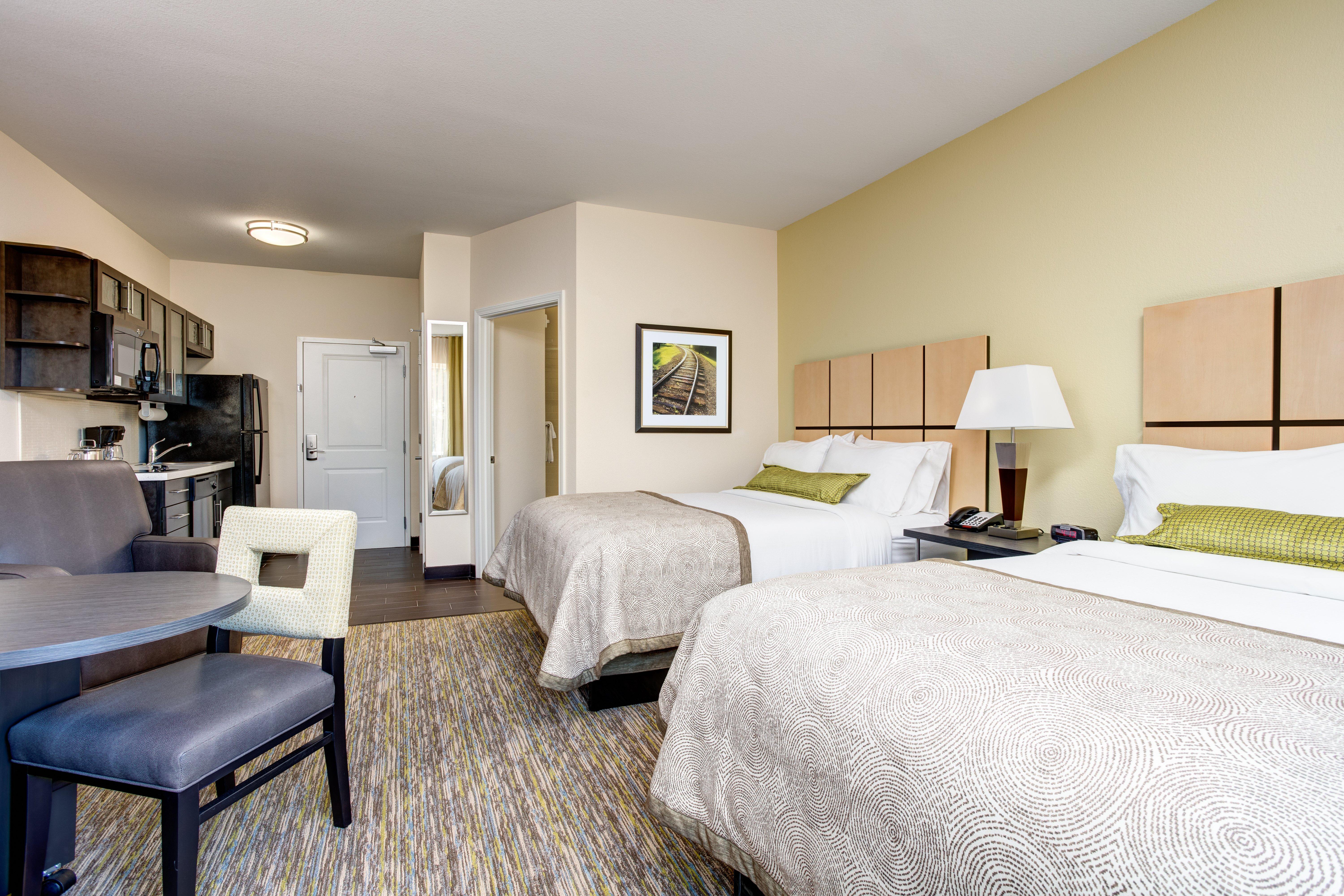 Studio, 2 Queen Beds