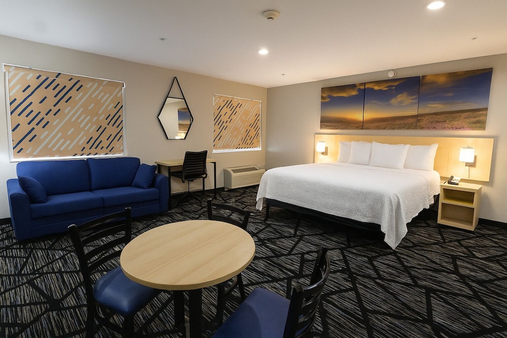 Days Inn By Wyndham Jackson 28/49