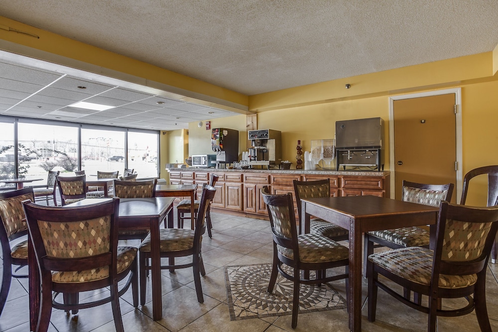 Mountain Vista Inn and Suites 48/57