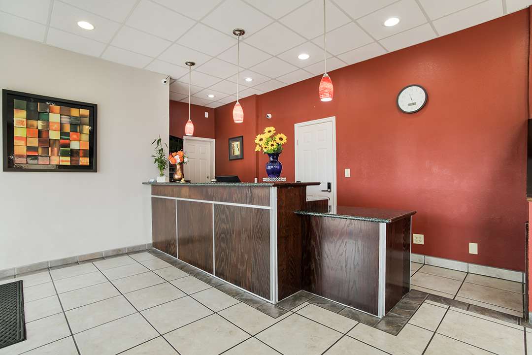 Americas Best Value Inn Tulsa at I-44 8/44