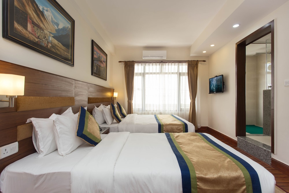 LANAI, FAMILY, MULTIPLE BEDS, CITY VIEW