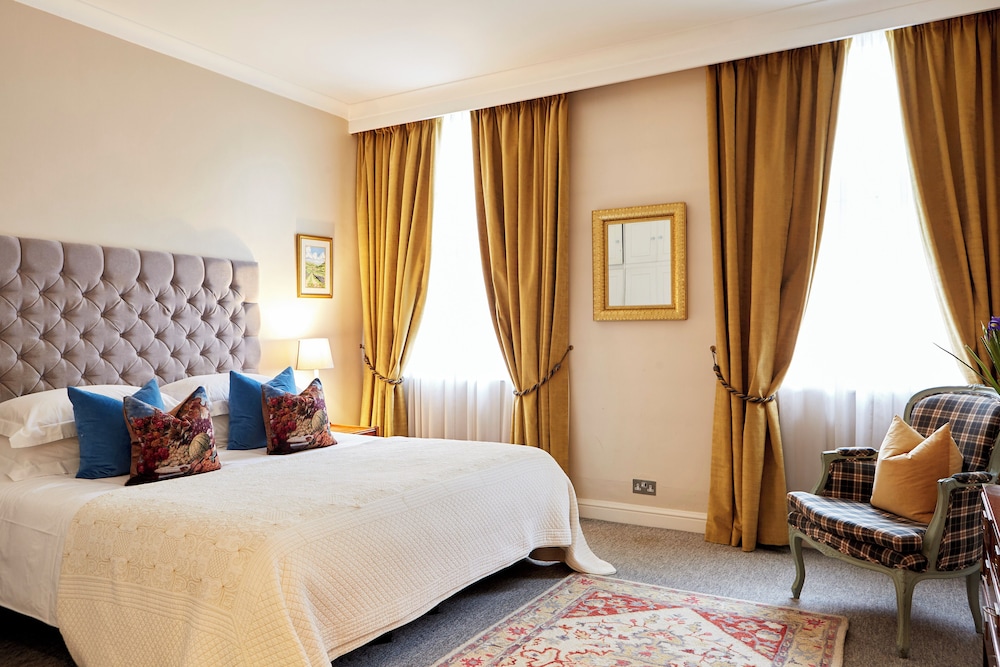1 BEDROOM, CLASSIC, APARTMENT, SINGLE BED, CITY VIEW