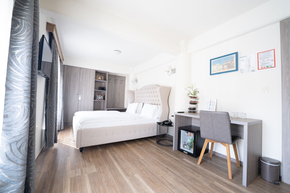 Hotel Piran 6/42