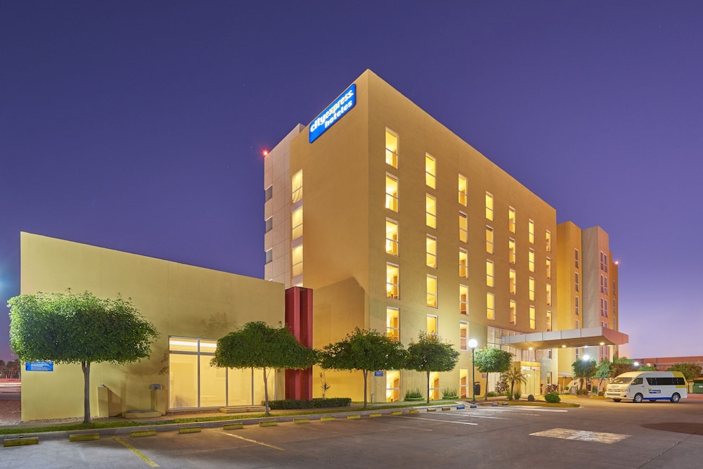 City Express by Marriott Ciudad Obregon 5/60