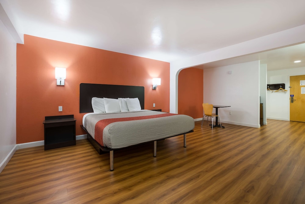 Motel6 Suwanee GA - Gwinnett Center 29/60