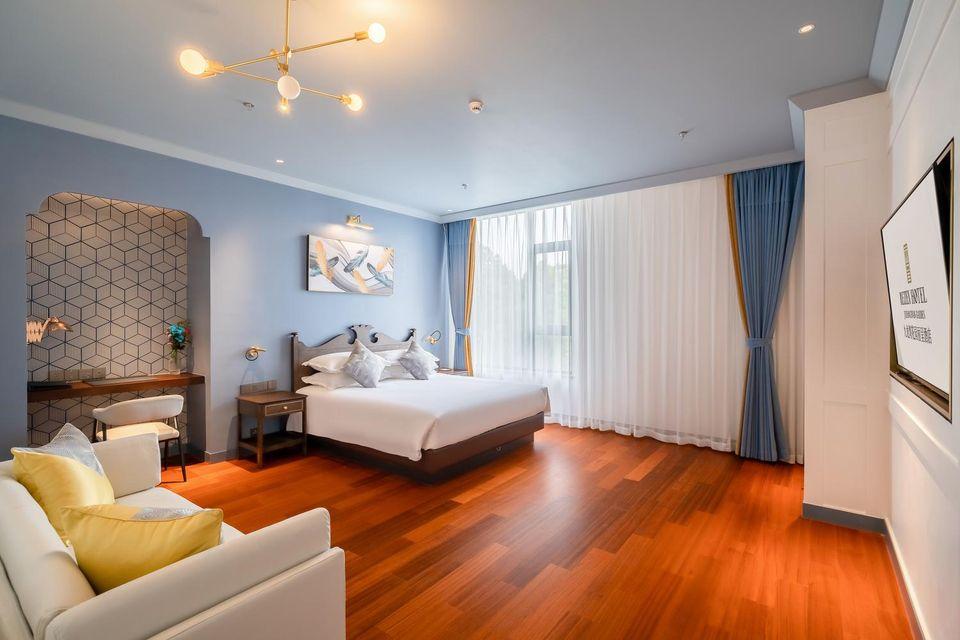 Jiulong Bay Garden Rezen Hotel 8/25