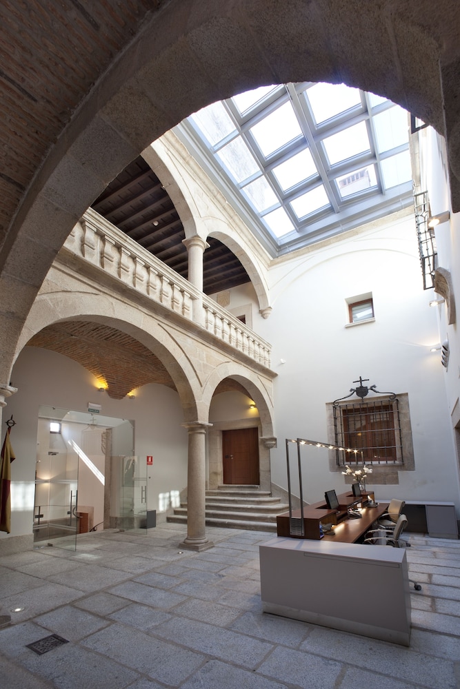 Parador De Caceres 12/63