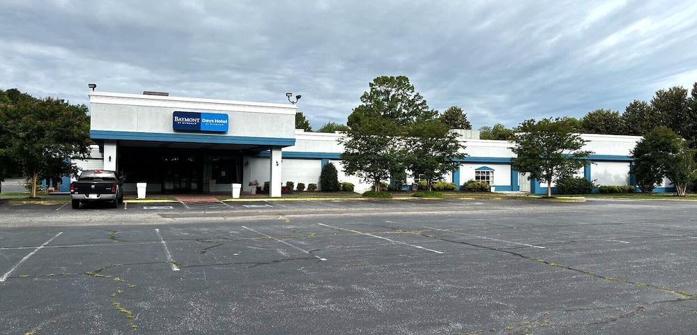 Baymont by Wyndham Williamsburg I-64 38/51