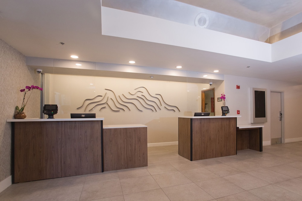 Doubletree By Hilton Chico 14/56