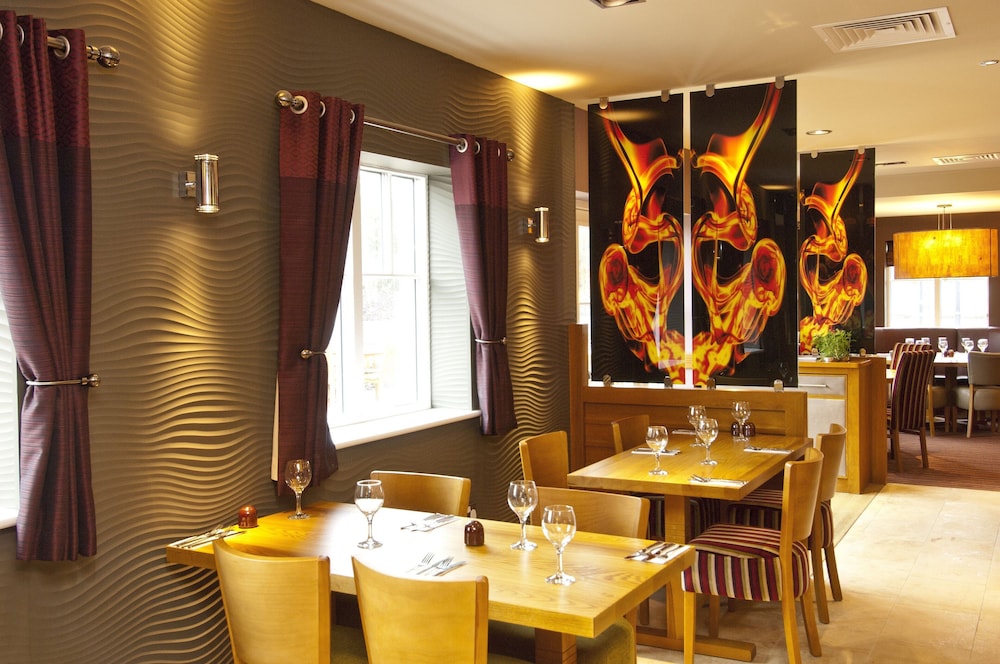 Premier Inn Burgess Hill 32/50