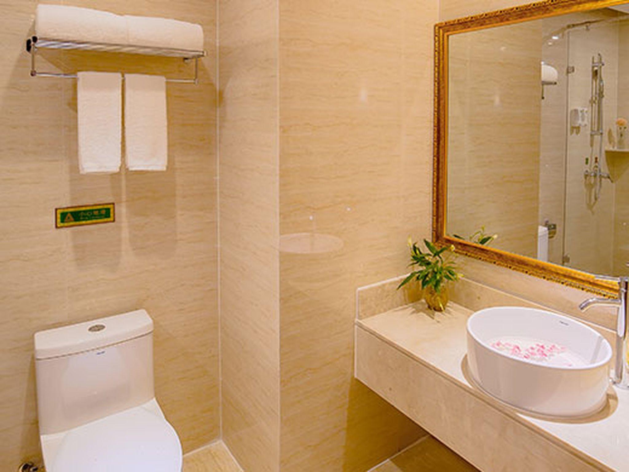 Vienna International Hotel (Changsha Gaoqiao) 33/36