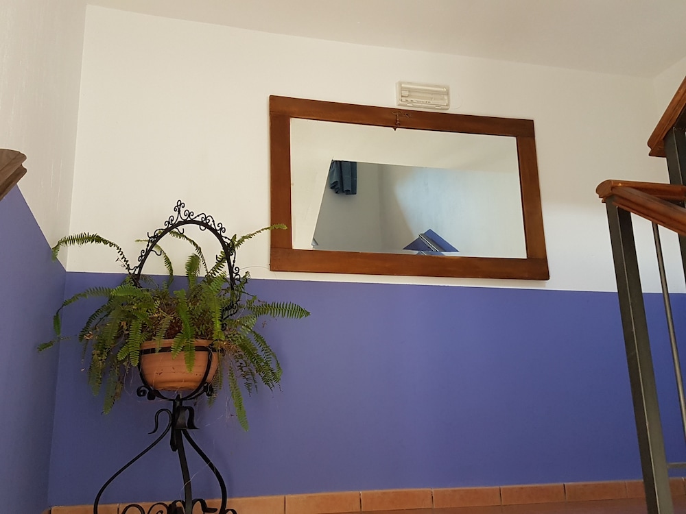 Lobby at HOSTAL SIERRA DEL AGUA, Paterna del Madera