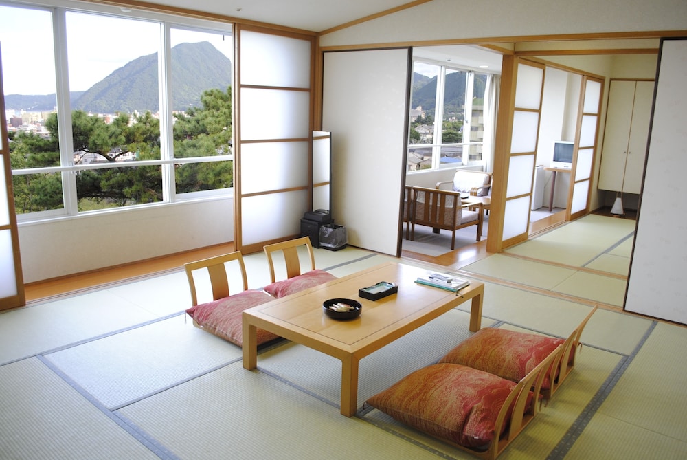Hotel Beppu Pastoral 37/48
