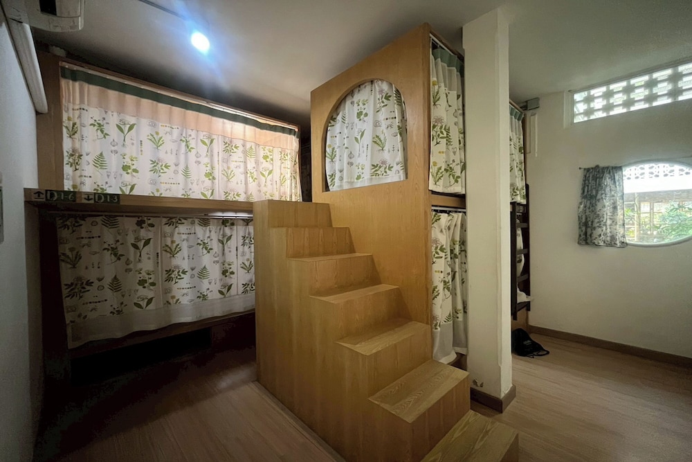 Memmoth Hostel In Lampang 33/50