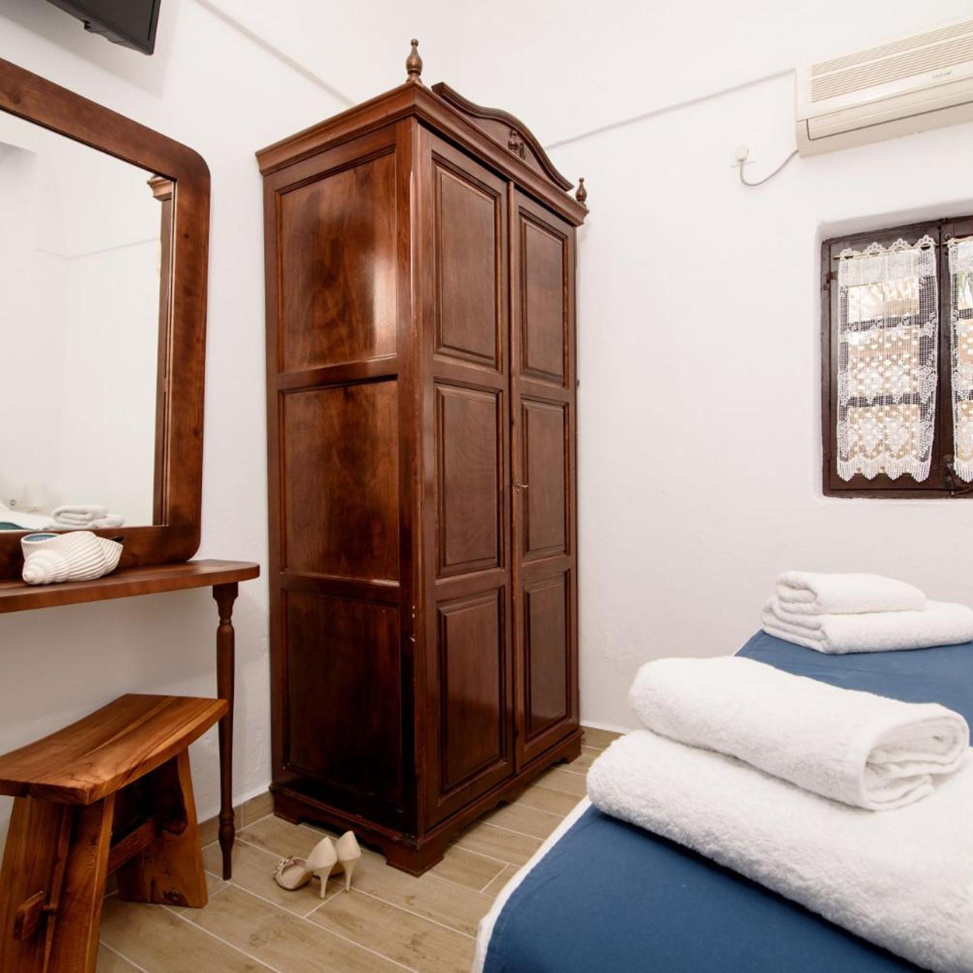 Villa, Beach Front، Santorini Crystal Blue 4/10